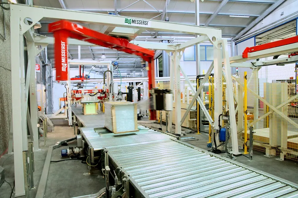 Industrial installation for the wood sector